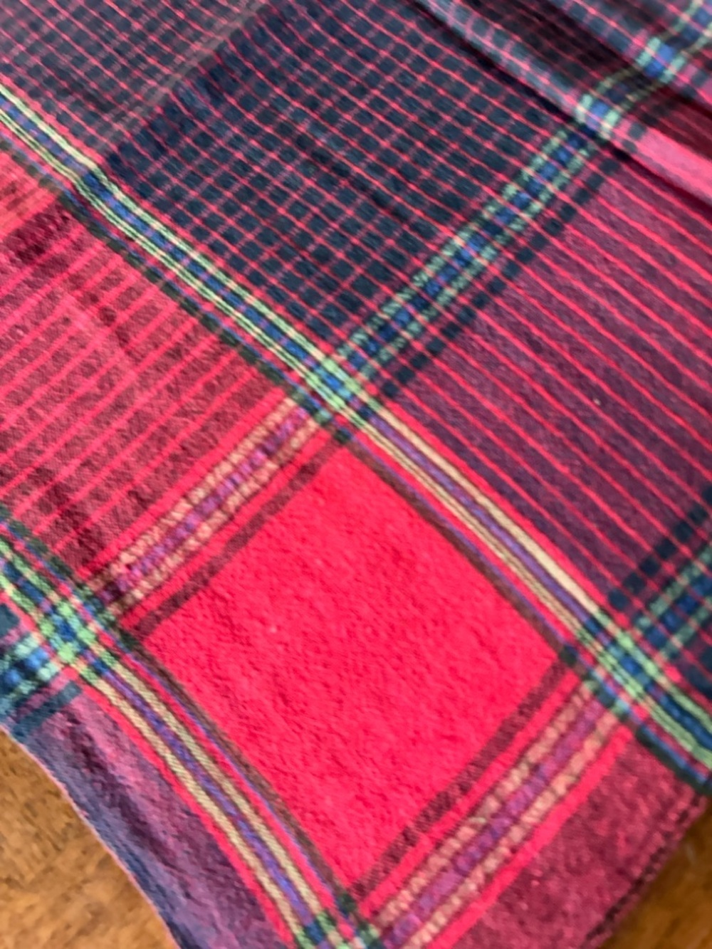 Red and Navy Plaid Scarf 30“ x 30“ made of cotton